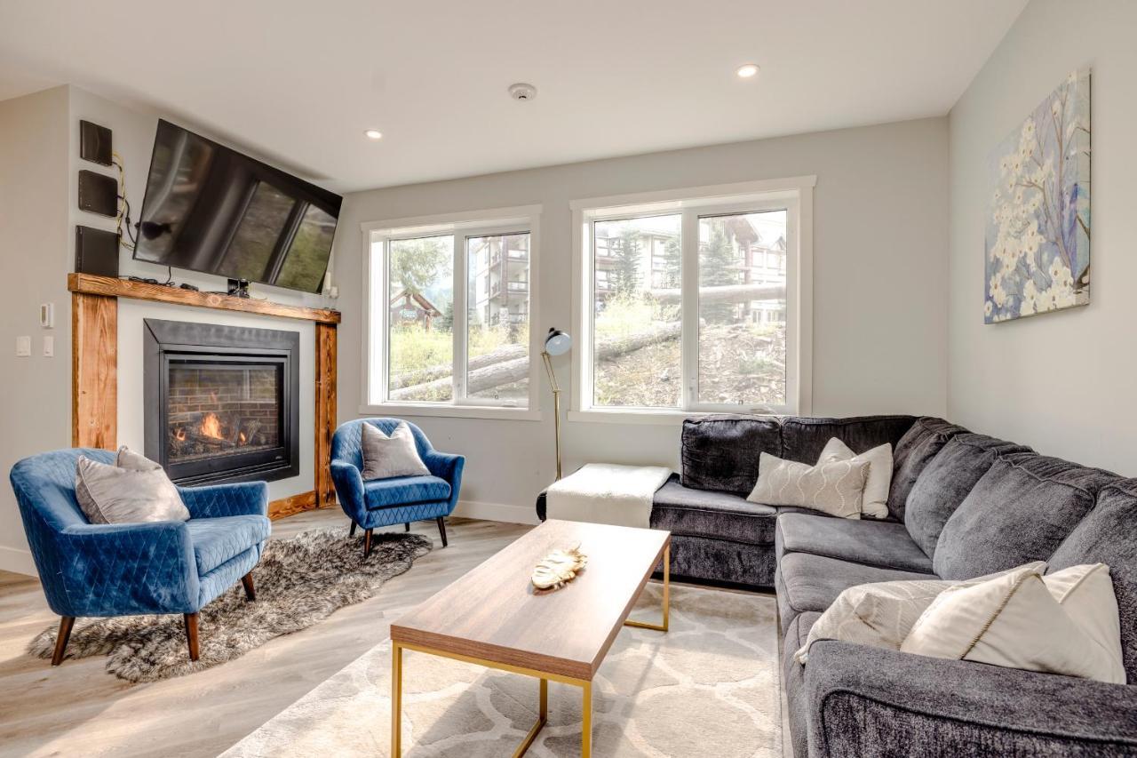 Ski In Ski Out With Huge Game Room And Hot Tub Fernie Eksteriør bilde